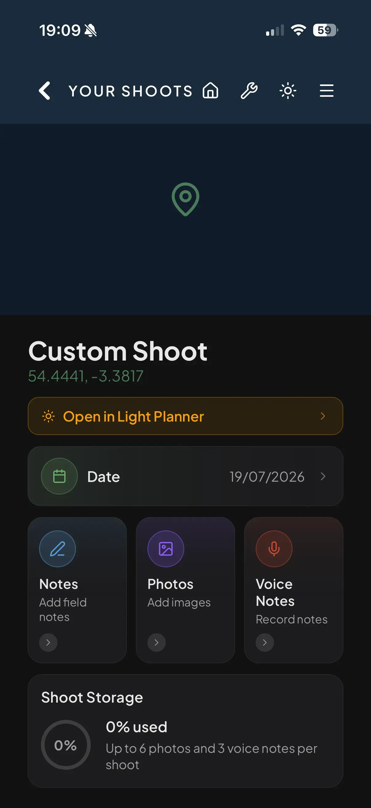 PhotoScout custom shoot diary with notes, photos and voice notes